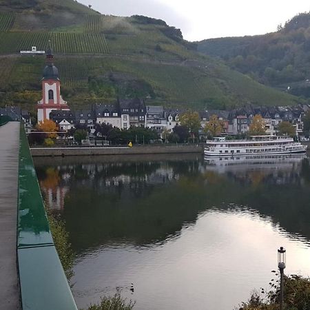 Ferienhaus Kaliva Zell an der Mosel Exterior photo